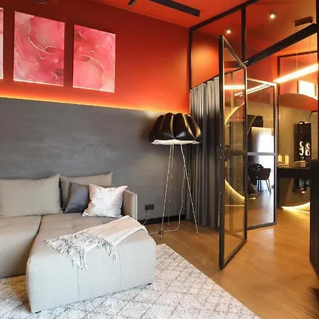 Skawinska Boutique شقة